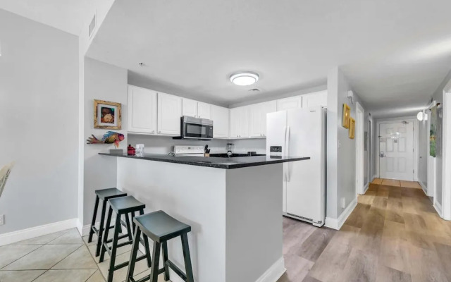 Calypso 2-504 West