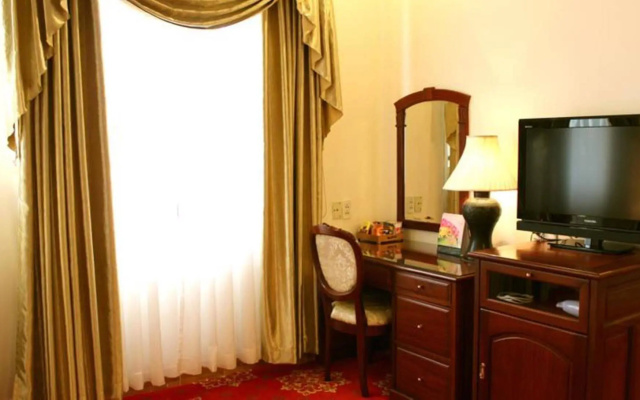 Tan Son Nhat Hotel – Guest Rooms – Ho Chi Minh City