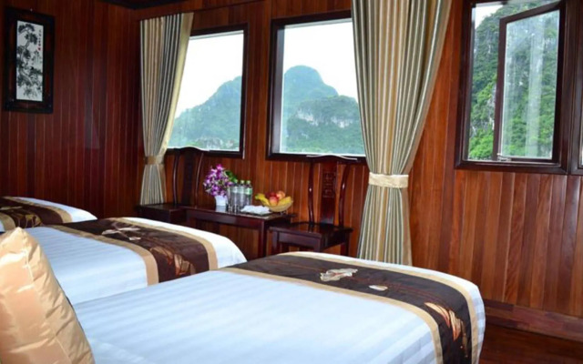 Viola Cruise Halong Bay