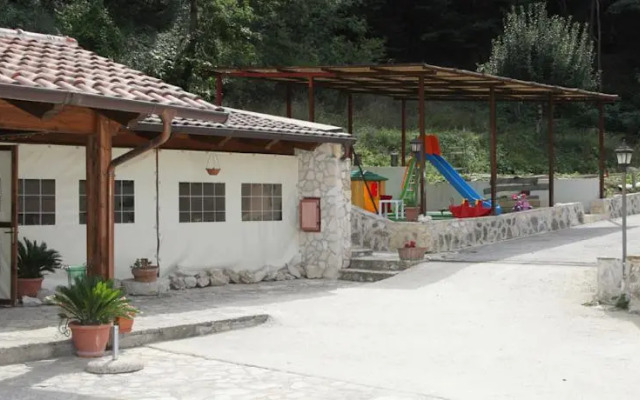 Agriturismo La Roccia