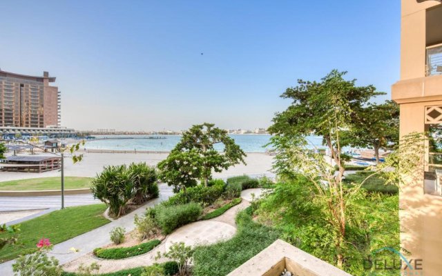 Lively 1 BR at Al Nabat Shoreline 8 Palm Jumeirah by Deluxe Holiday Homes