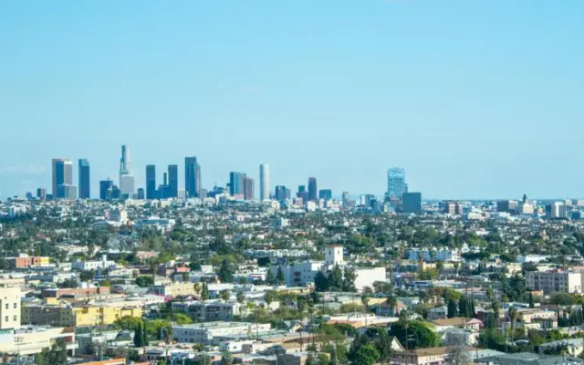 Hollywood Arch Apartment
