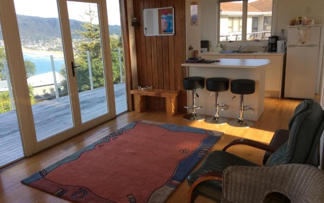 Pretty on Paku, Tairua - Cottage – Guest Rooms – Tairua