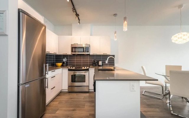 2 Bedroom and 1 Bedroom Spectacular View