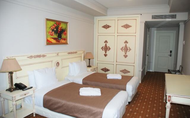 Golden Mir Hotel & Spa