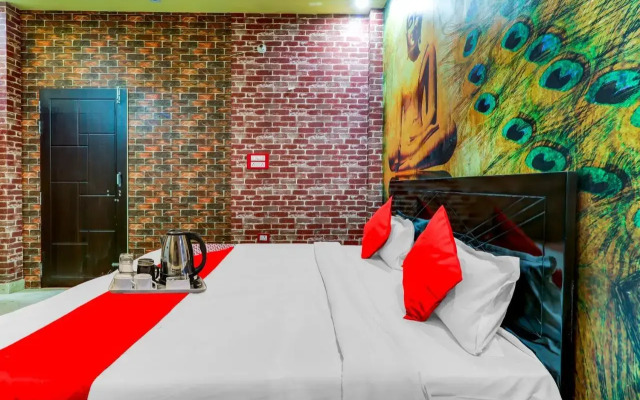 Oyo Flagship 703204 Hotel Quirk