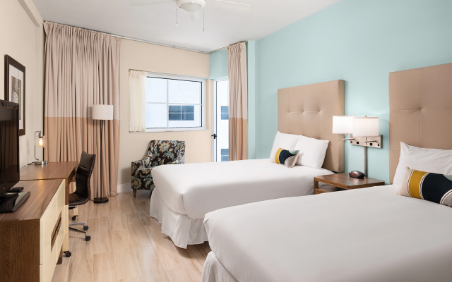 Sherry Frontenac Oceanfront Hotel