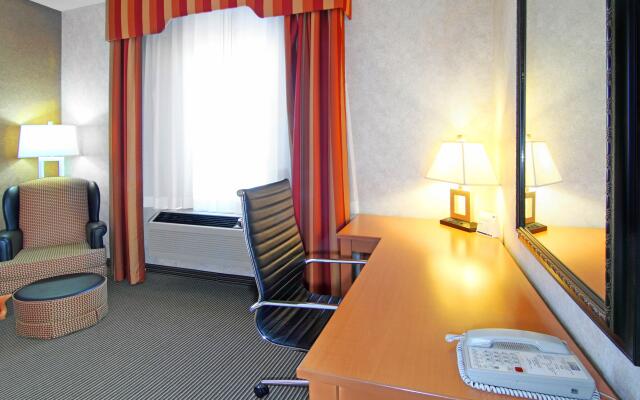 Holiday Inn Express Hotel & Suites Calgary S-Macleod Trail S, an IHG Hotel