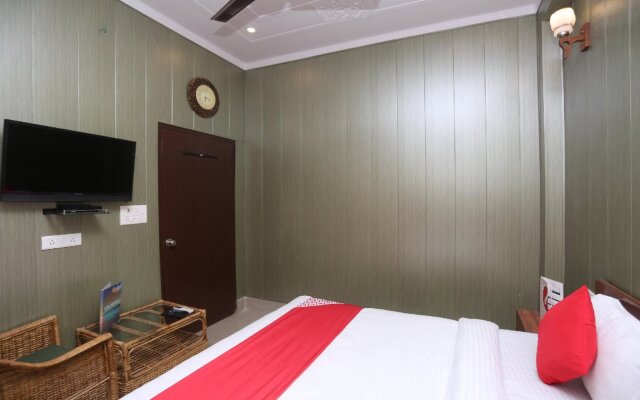 Hotel Saptrishi by OYO Rooms