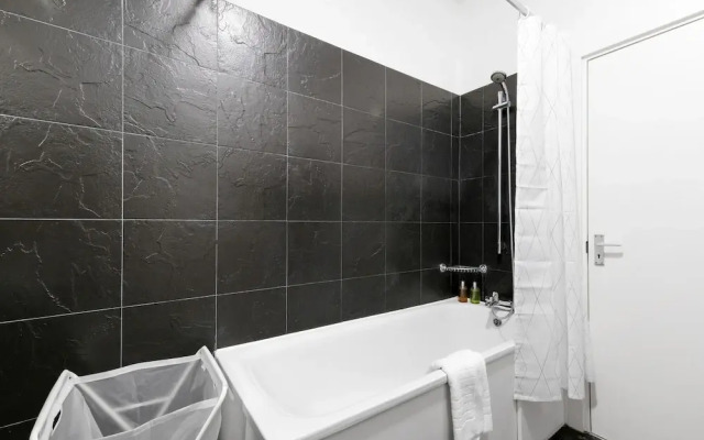 West Ealing SVD Apt. - 2 Bedroom 2 Bath