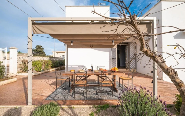 Sunshine Escape Villa In Porto Cesareo