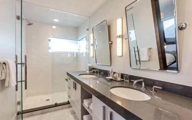 Stein Eriksen Residences