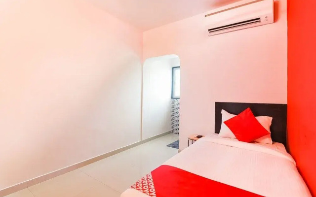 OYO Flagship 36422 Hotel Maruthi