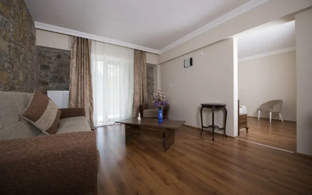 Kayabali Hotel