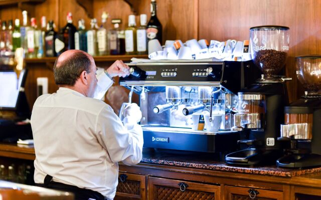 Hotel Alegria Bodega Real