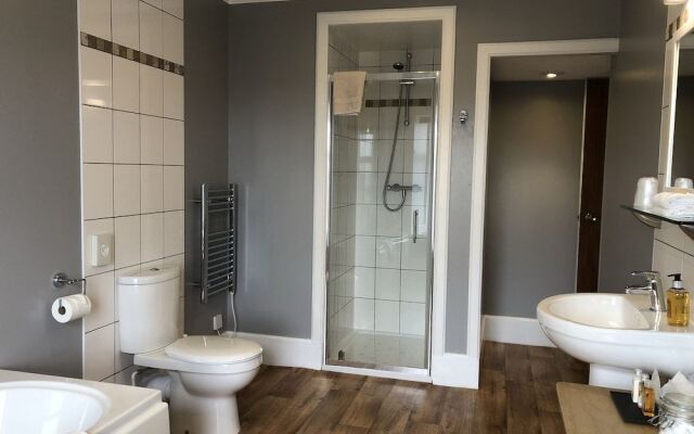 The Bowmore House Bed & Breakfast