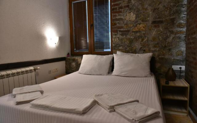 Canyon Matka Hotel