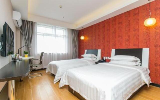Yunshang Siji Chain Hotel Jinghong Manting Park