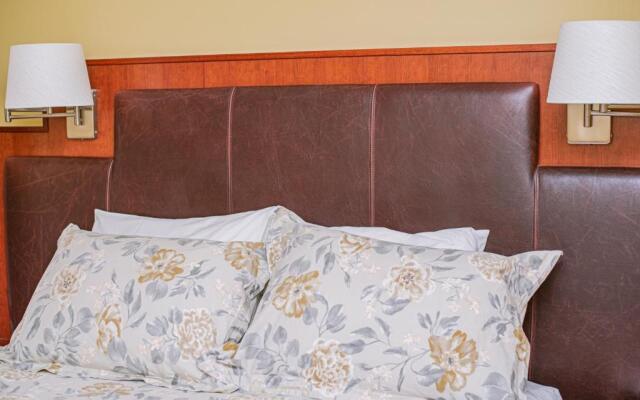 Salt Spring Inn