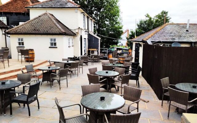 Jolly Sailor- Fish on the Quay