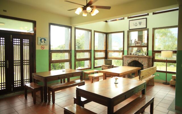 Taroko Mountain Dream Homestay B&B