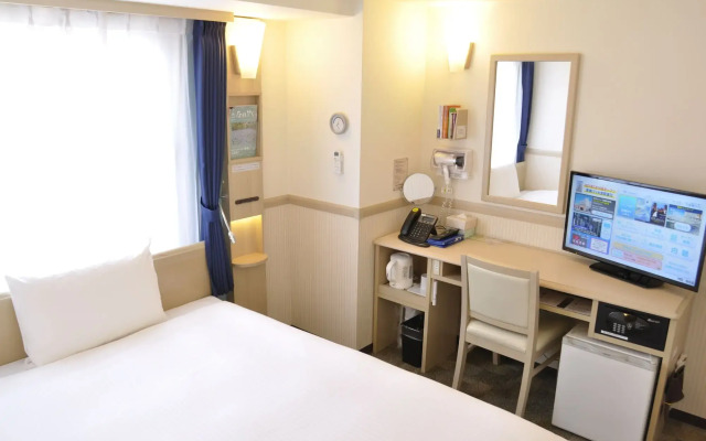 Toyoko Inn Osaka Nippombashi Bunraku Gekijo Mae