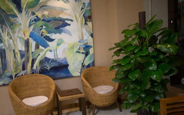 Creative Holiday Hotel