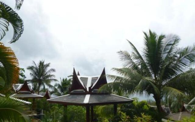 Surin Beach Villa
