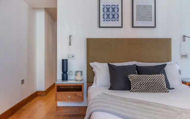 Tower Hill City Centre Luxury Apartments