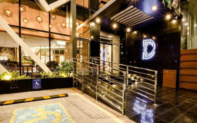 White Diamond 2. Sari