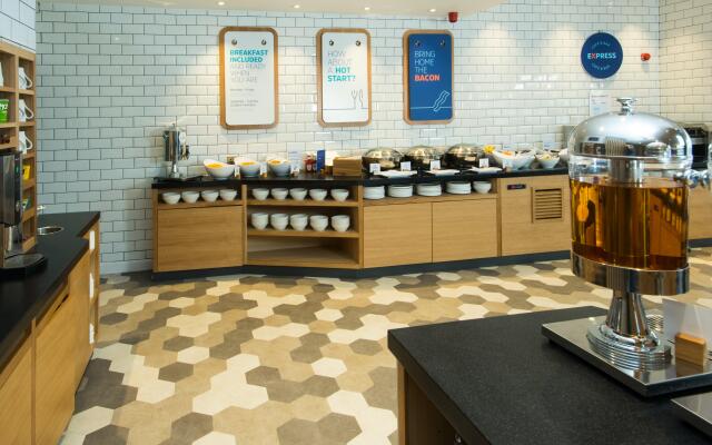 Holiday Inn Express Bristol City Centre by IHG