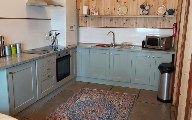 Spacious Self Catering Accommodation Near Hayonwye