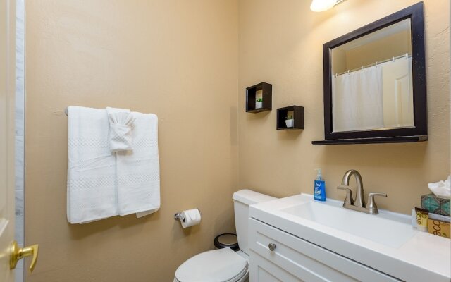 Casa Caliente 3 Bedroom Home by Redawning