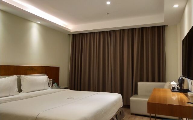 Insail Hotels (Gongbei Port Zhuhai)