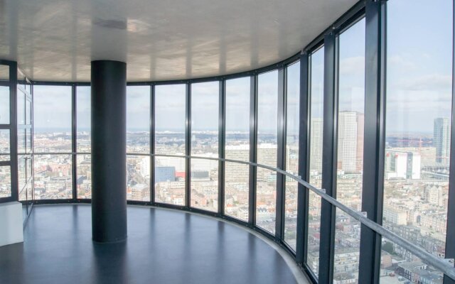 Amazing Apartment on 38th floor 769