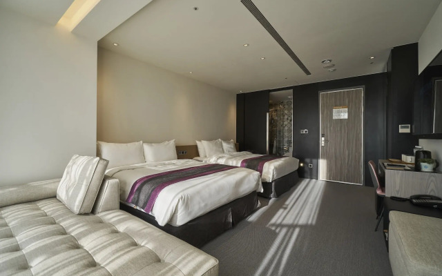 Royal Roi Hotel