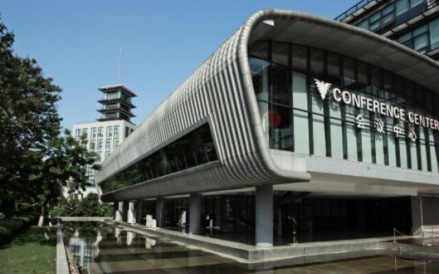 Hangzhou Zheda Science and Technology Park Hotel (Ant A Space Gudang Xincun Subway Station)
