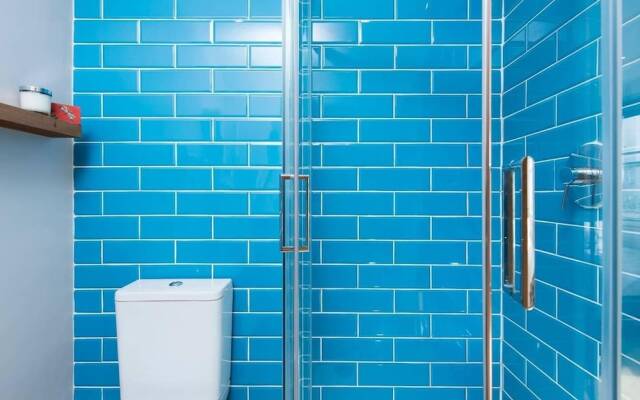 Lovely, Spacious 1BR Central Flat