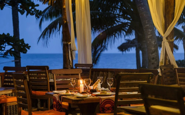 The Tides Lodge