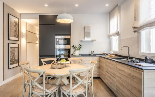 Trentola - 3 Bedroom in Malasa a