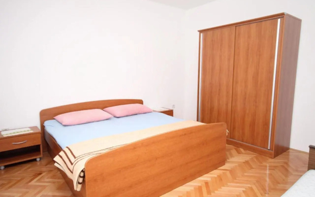 Apartments by the sea Supetar, Brac - 6040