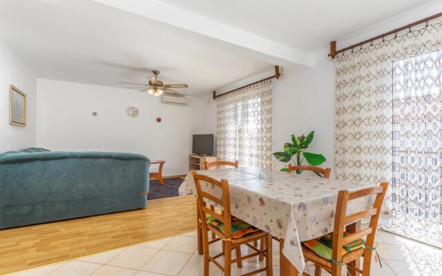 Amazing Home in Krk With Wifi and 2 Bedrooms