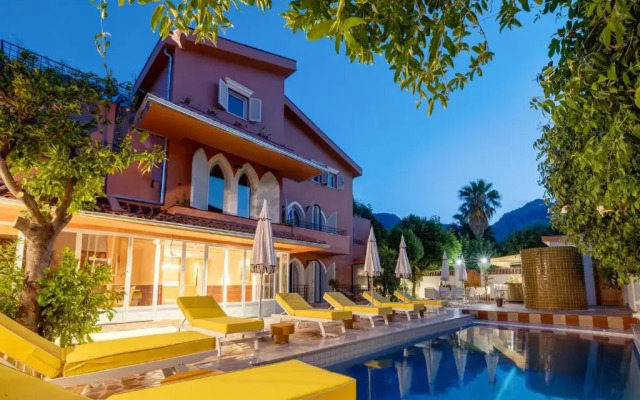 Yonca Resort