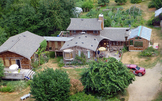 China Moon Bed & Breakfast