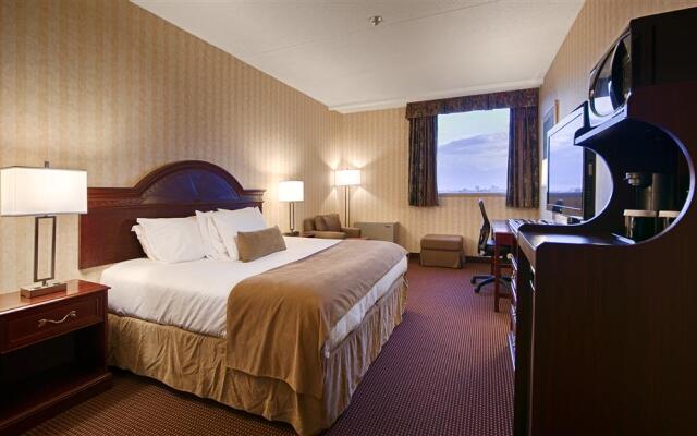 Best Western Plus Toronto Airport Hotel