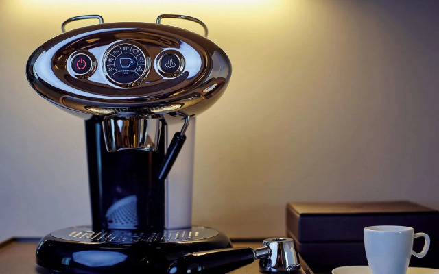 Radisson Blu CDG Airport Terminal Hotel