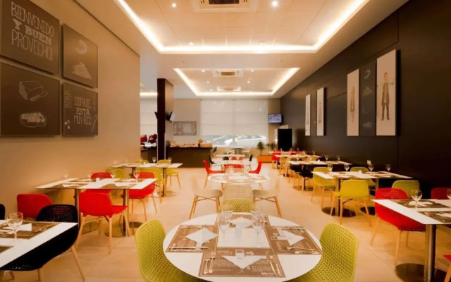 Hotel ibis Santiago Providencia