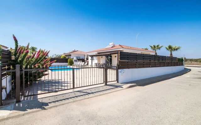 Sunrise Ayia Thekla Bungalow