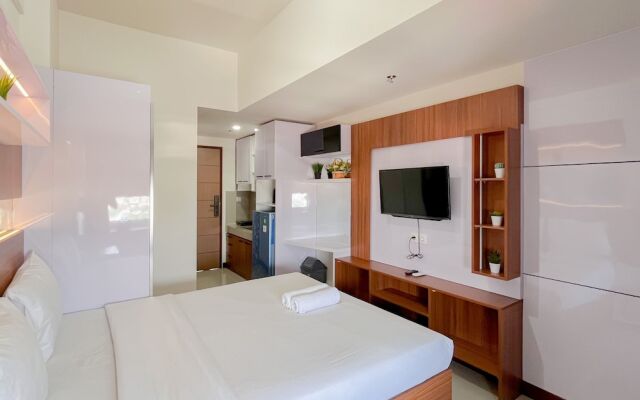 Modern And Best Deal Studio Vida View Makassar Apartment
