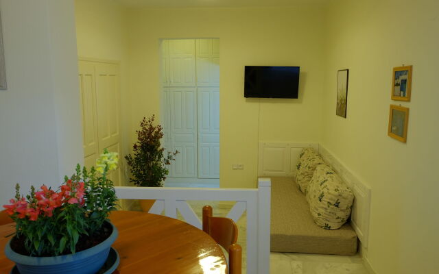Dialinas Apartments